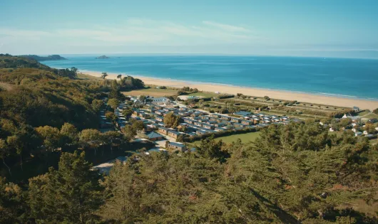 CAMPING YELLOH! VILLAGE SAINT PABU PLAGE