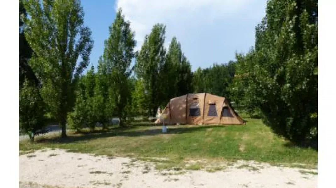 CAMPING LE CHEMIN VERT