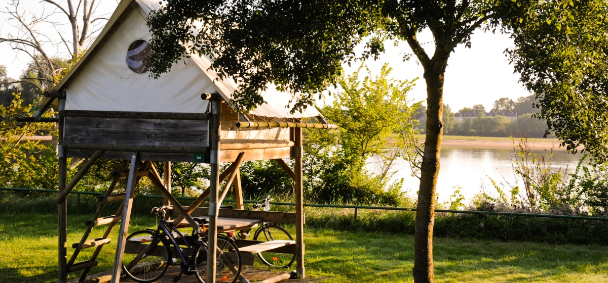 CAMPING AU BORD DE LOIRE